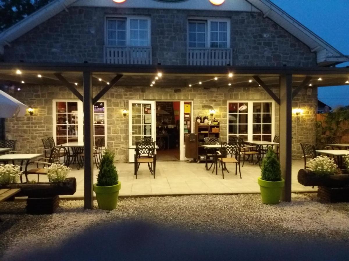 Bed En Breakfast Le Freyr Динант Екстериор снимка