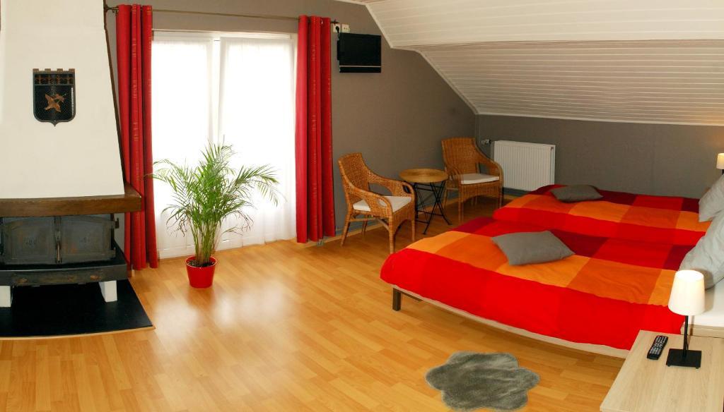 Bed En Breakfast Le Freyr Динант Екстериор снимка